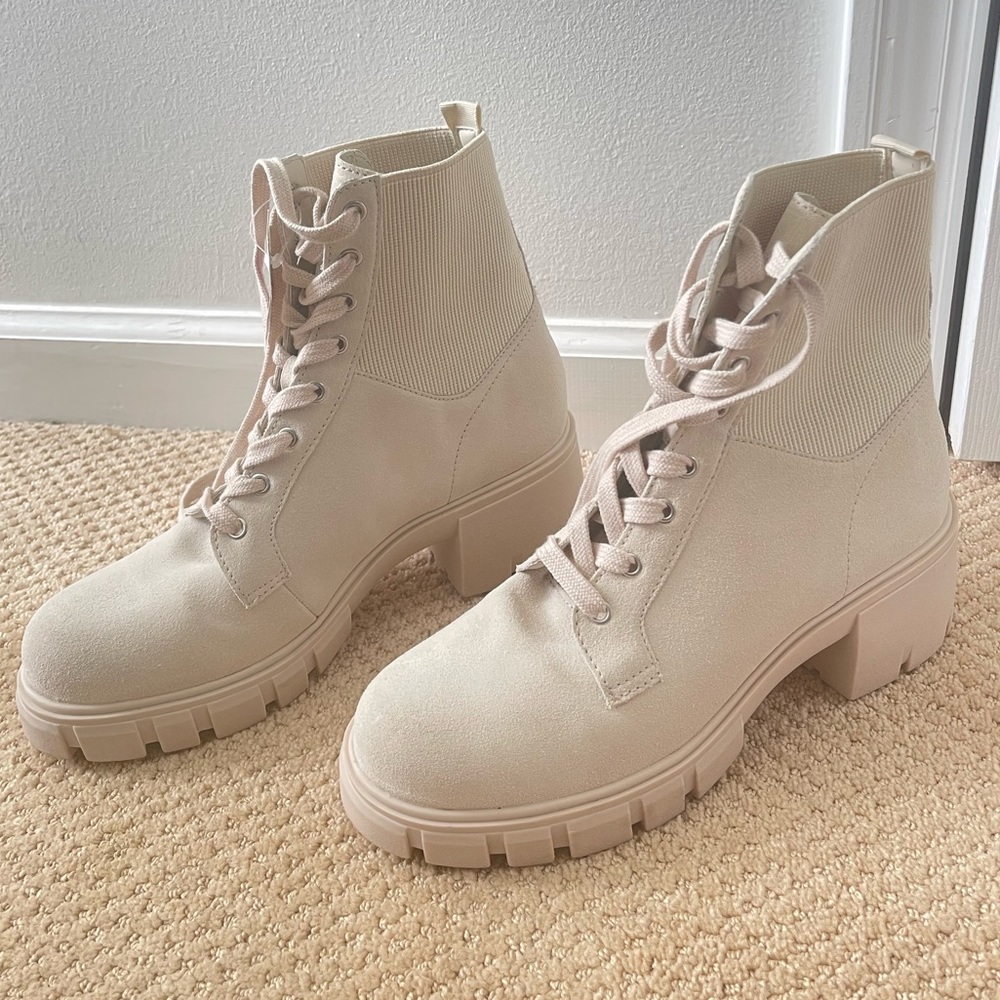 NWT Steve Madden Leather boots size 10